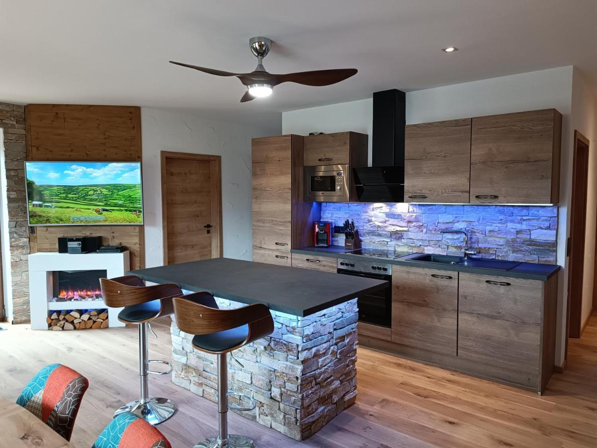 Luxus Ferienwohnung Chalet Seenaehe Schalkenmehren Exterior foto